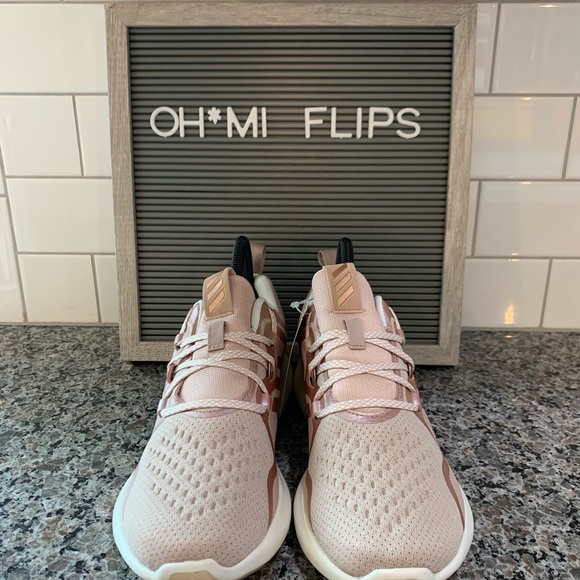 Adidas Edgebounce Women’s Running Shoe NIB - Picture 3 of 6